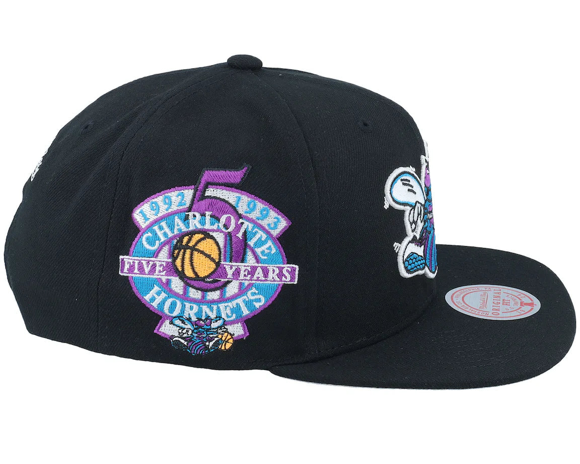 Mitchell & Ness Charlotte Hornets Neon Tropical Snapback