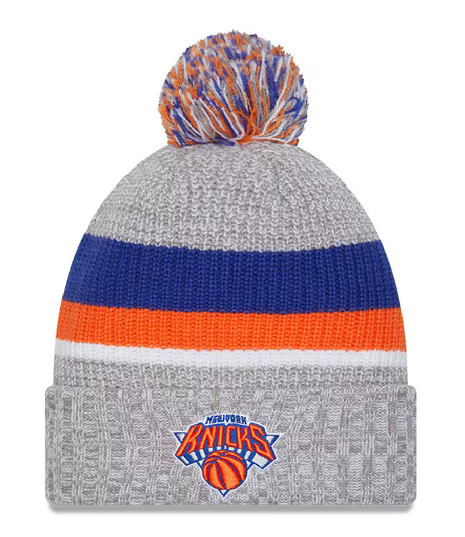 New Era New York Knicks Stripes Cuffed Knit